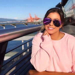 Meet your Posher, Cheryl